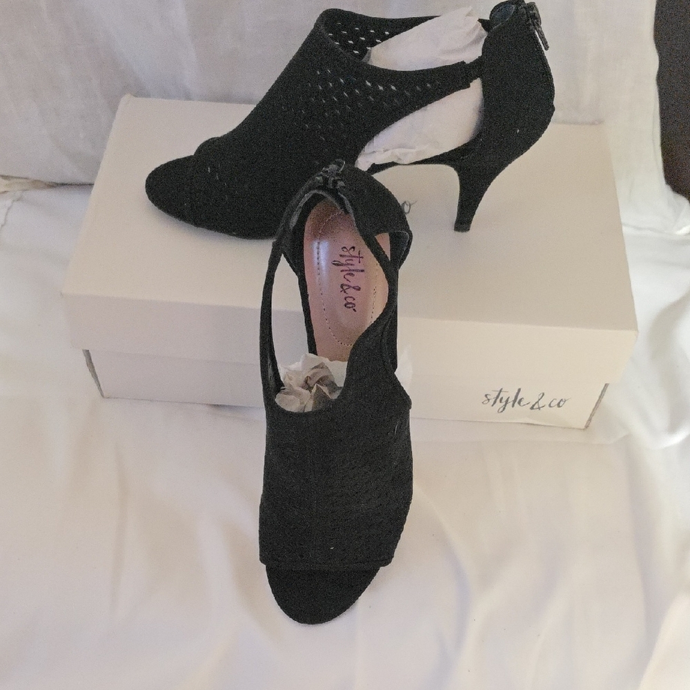 Style & Co. Black Heeled Booties with Cut-Out Design